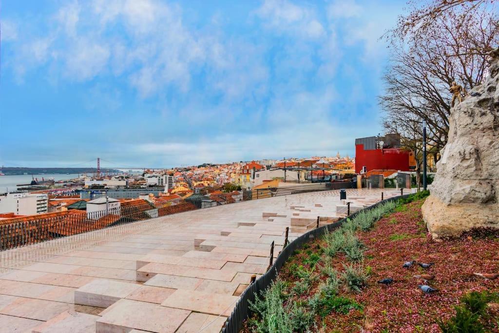Bica'S River View Duplex Lisbon Exterior photo